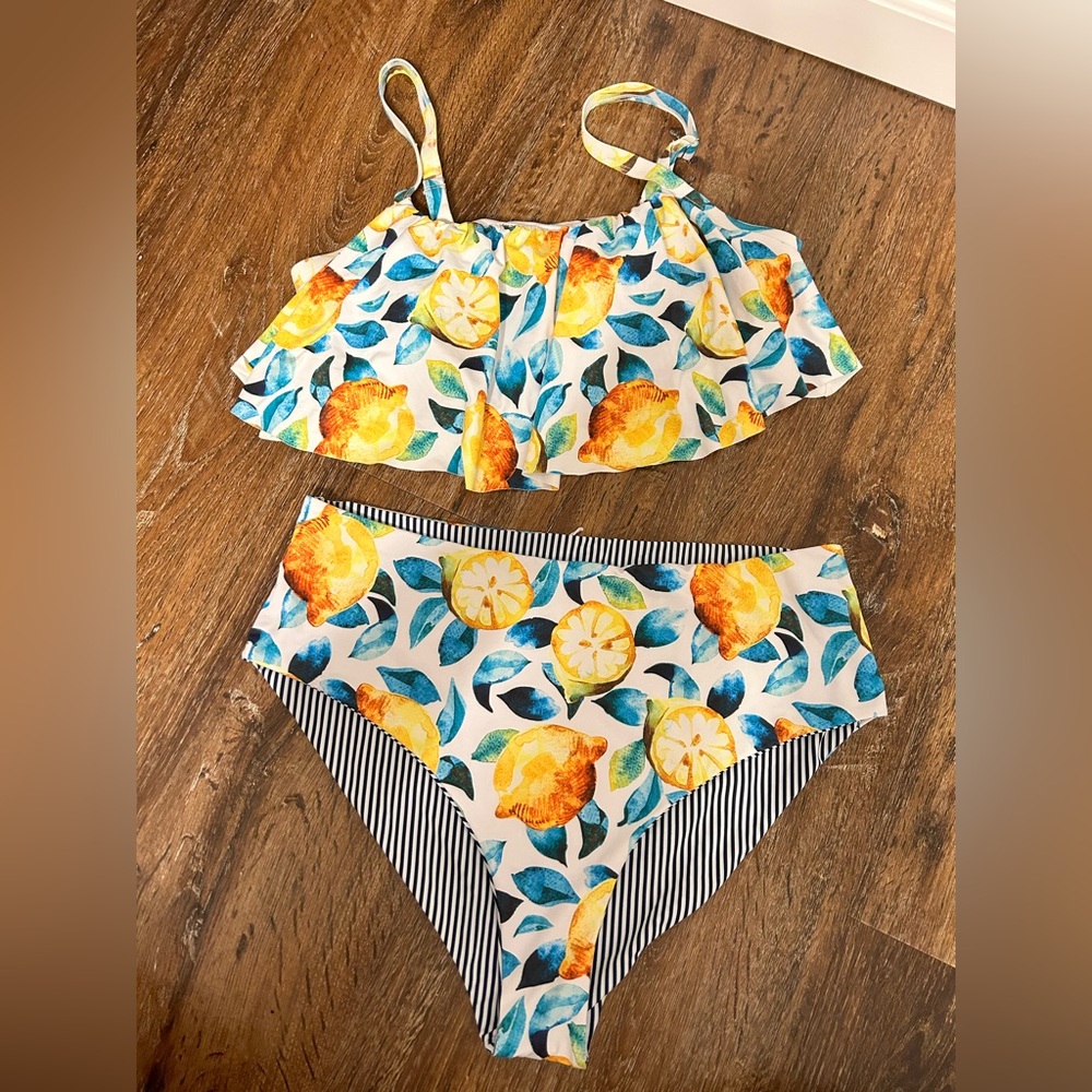 Two Peice modest bikini set with reversible bottoms